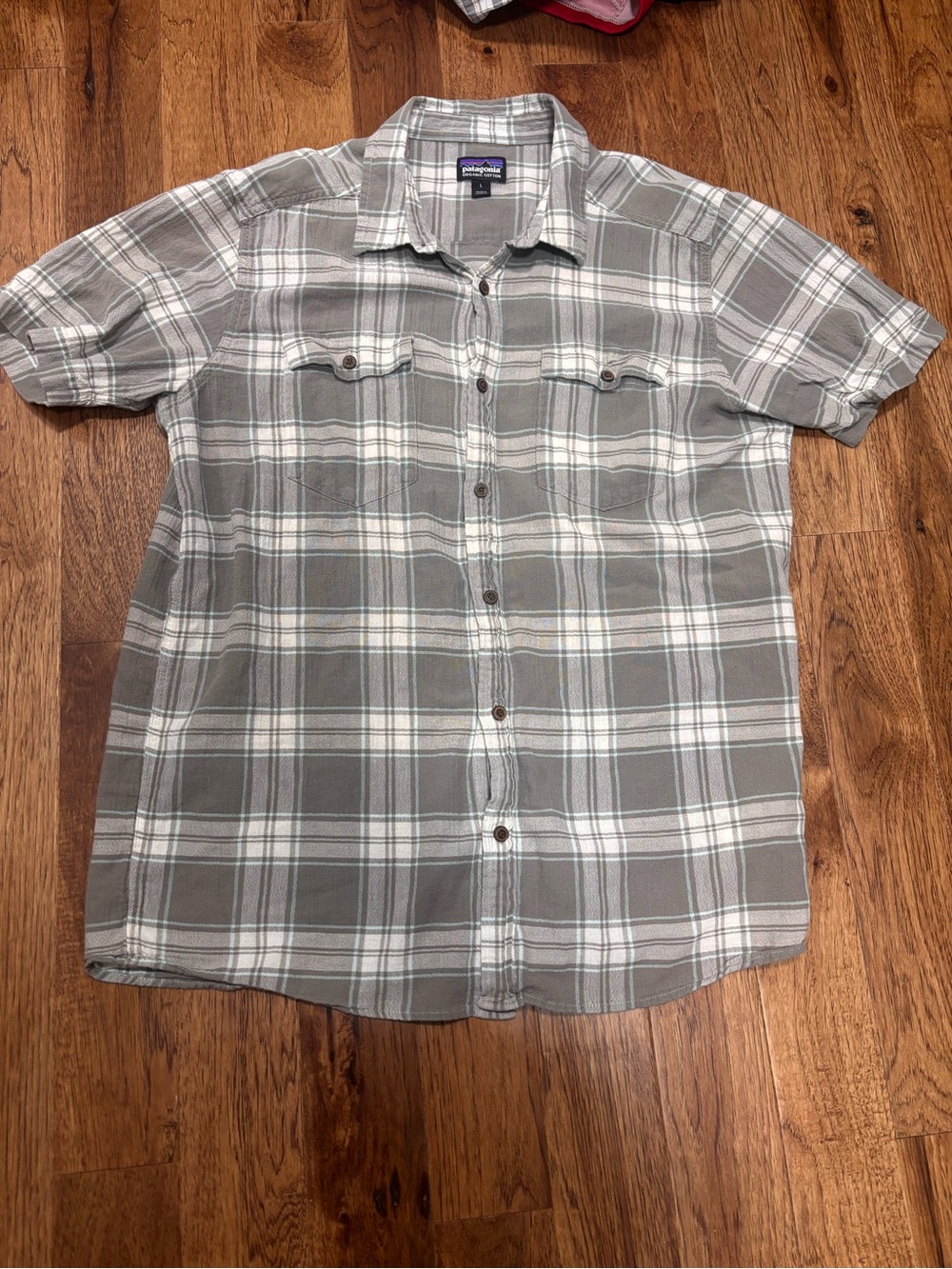 Patagonia Men's Short-Sleeve Plaid Button-Down Shirt - Gray & White